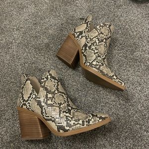 Steve Madden booties